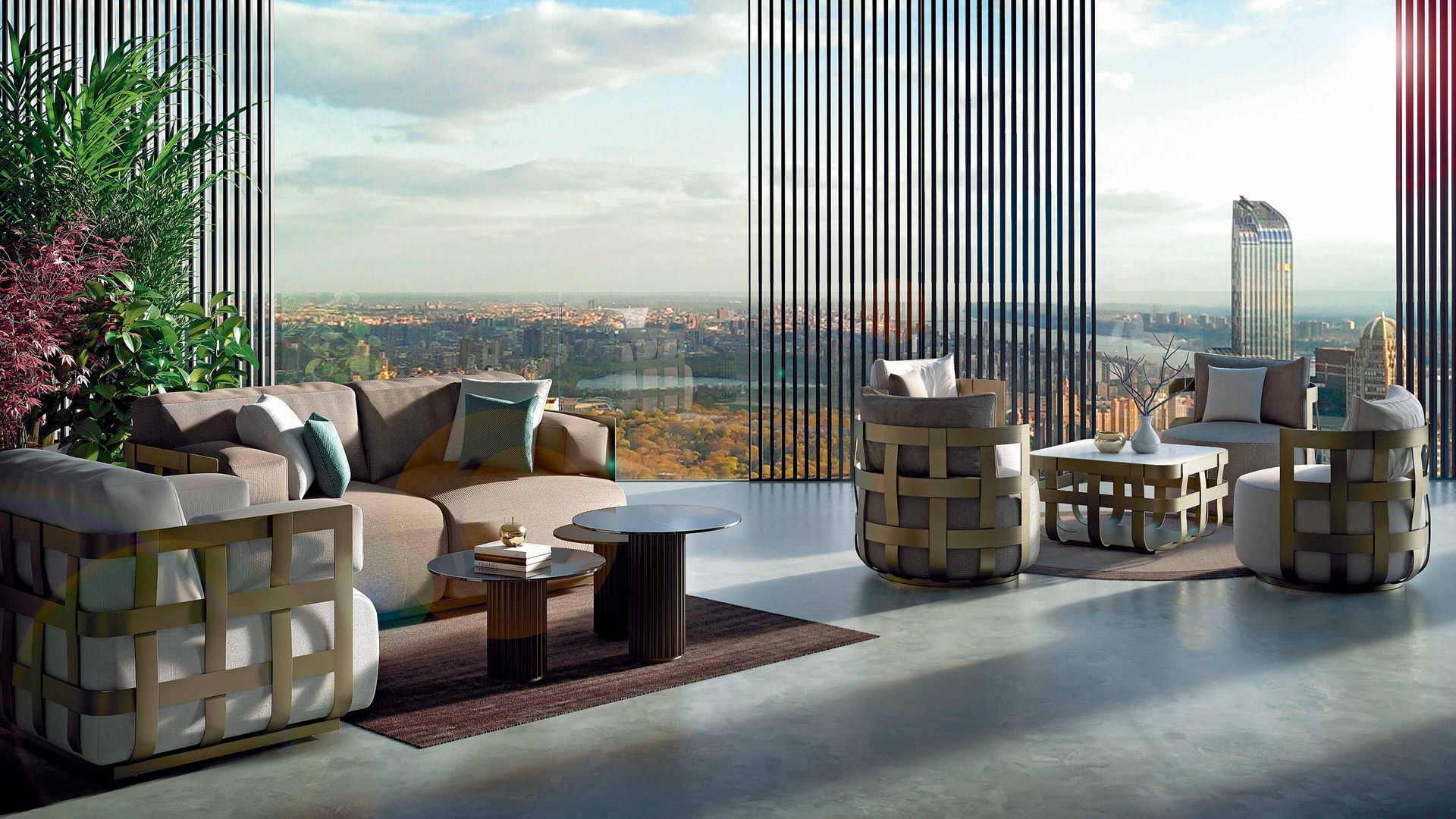 Een woonkamer met een bank, stoelen, tafels en uitzicht op de stad.