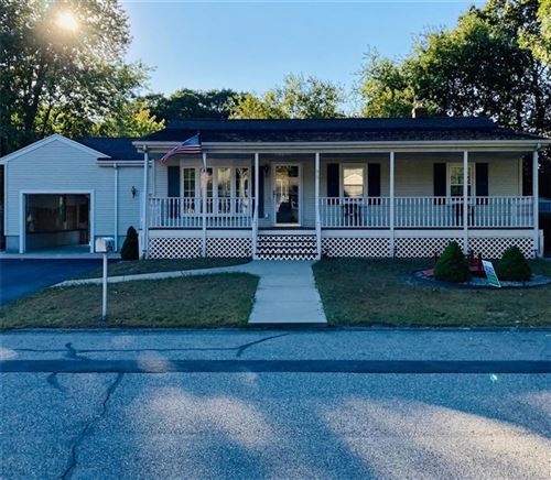 Rhode Island Realtor helping buyers and sellers