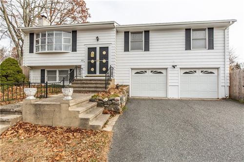 Experienced listing agent helping homeowners sell their home quickly and for top value