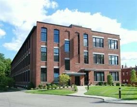 Rhode Island Realtor helping buyers and sellers