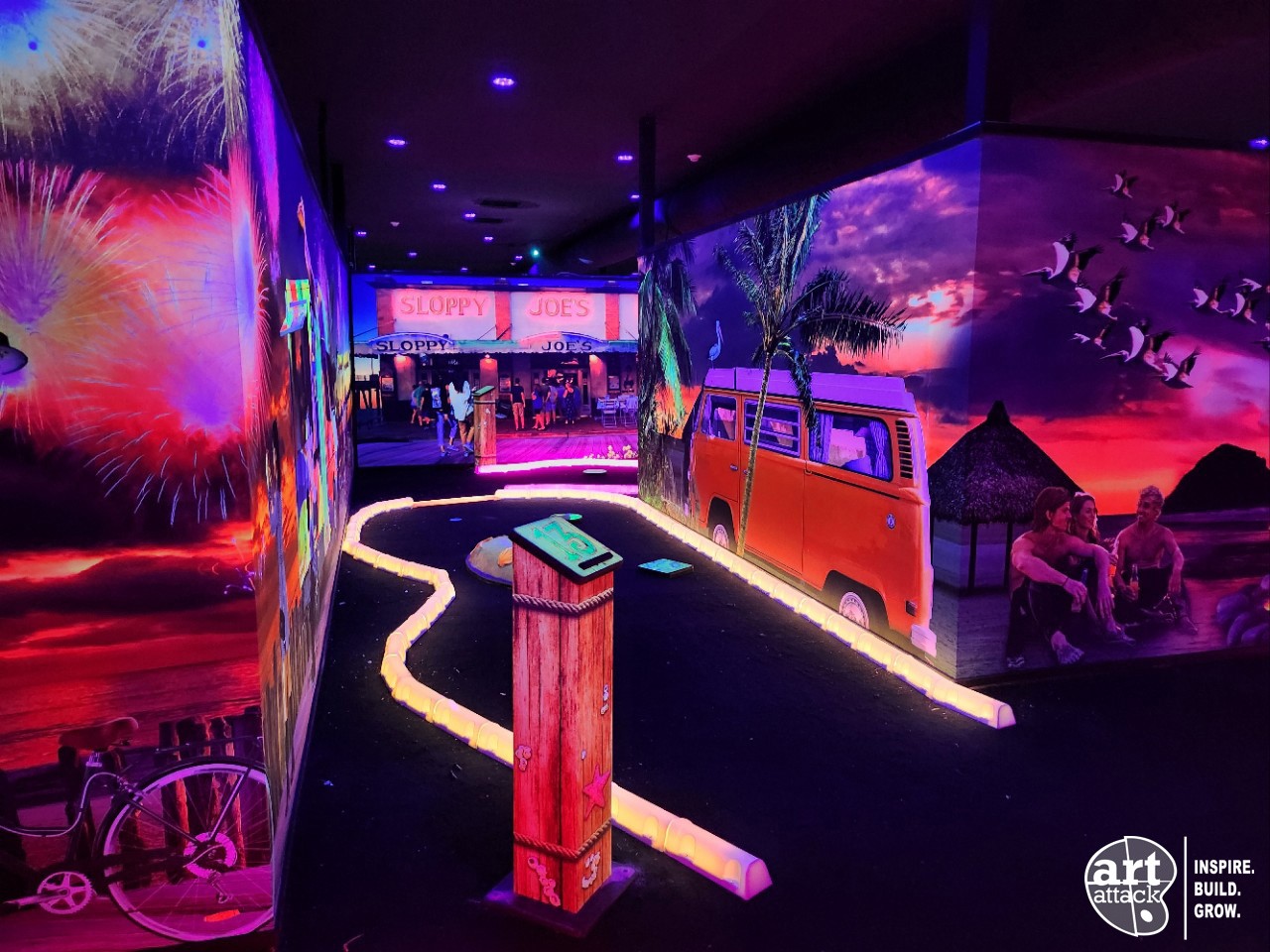 Mini Golf Art Attack mini-golf-art-attack