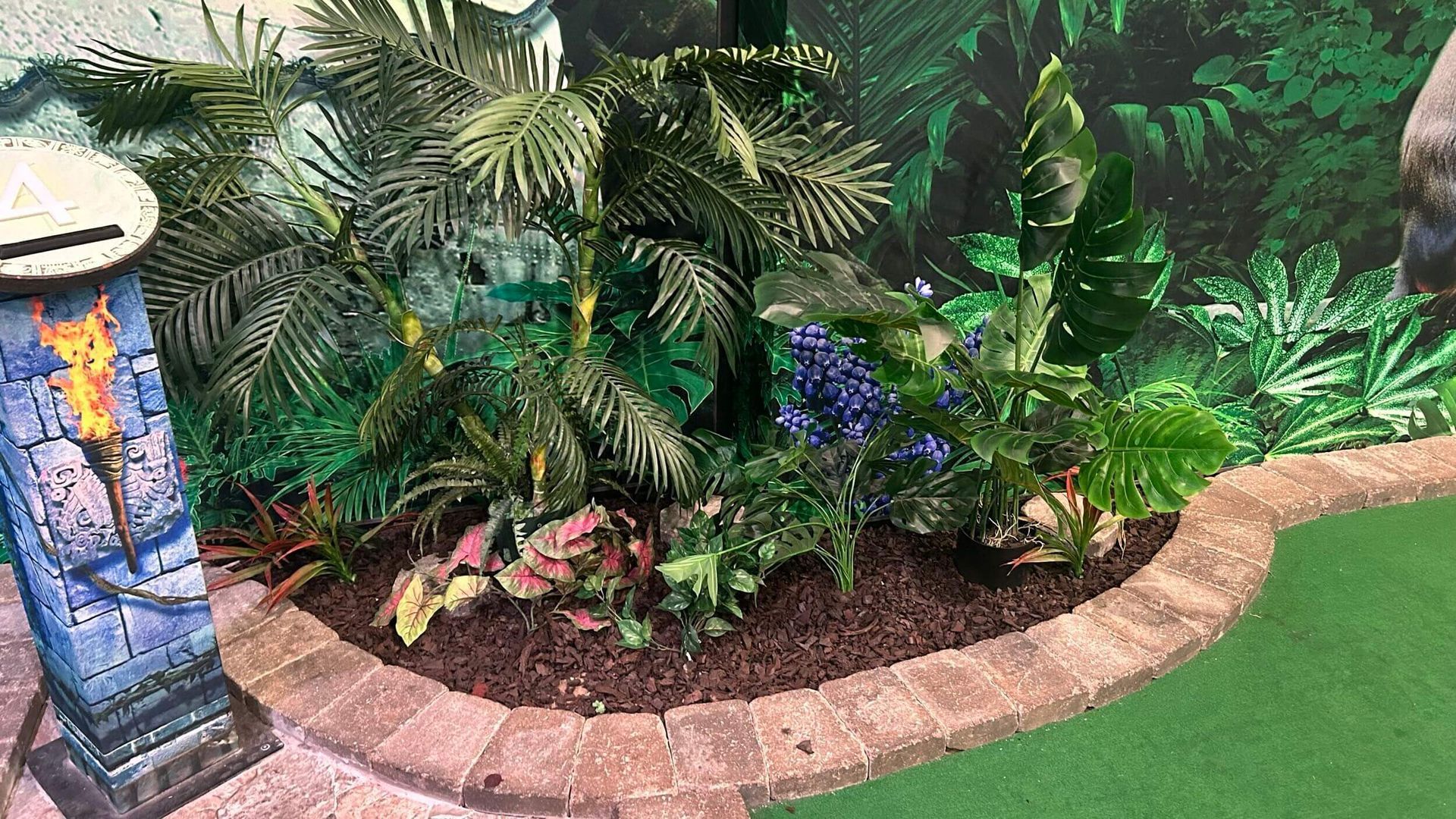 Outdoor Mini Golf Barrier System