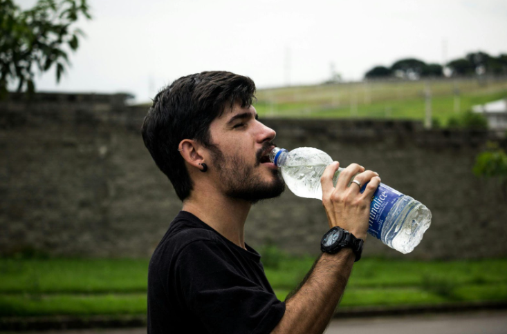 Hydration and Oral Health: Why Drinking More Water in the Summer Protects Your Teeth | Gateway Family Dentistry 