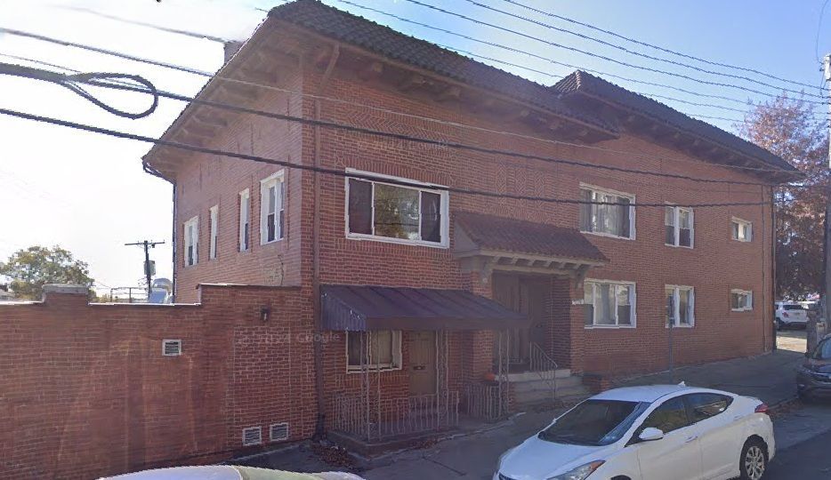 5736 Hobart St.