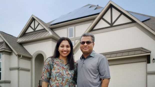 Happy Illinois homeowners
