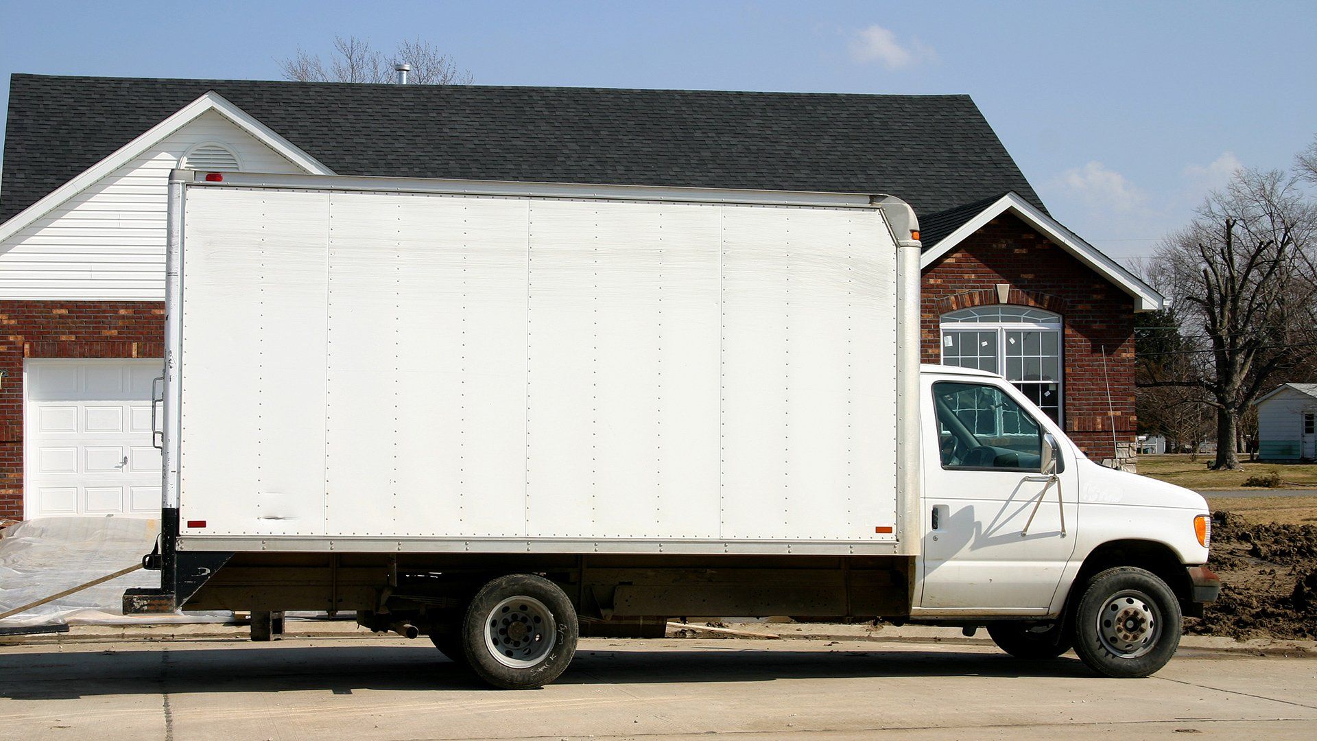 Trucks — Tuscaloosa, AL — A Storage Inn
