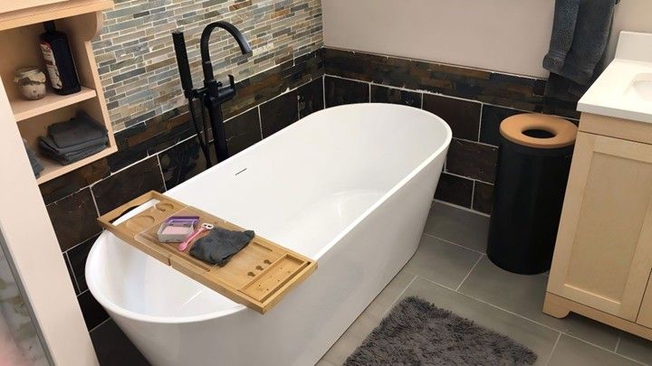 Bathroom Remodels 9