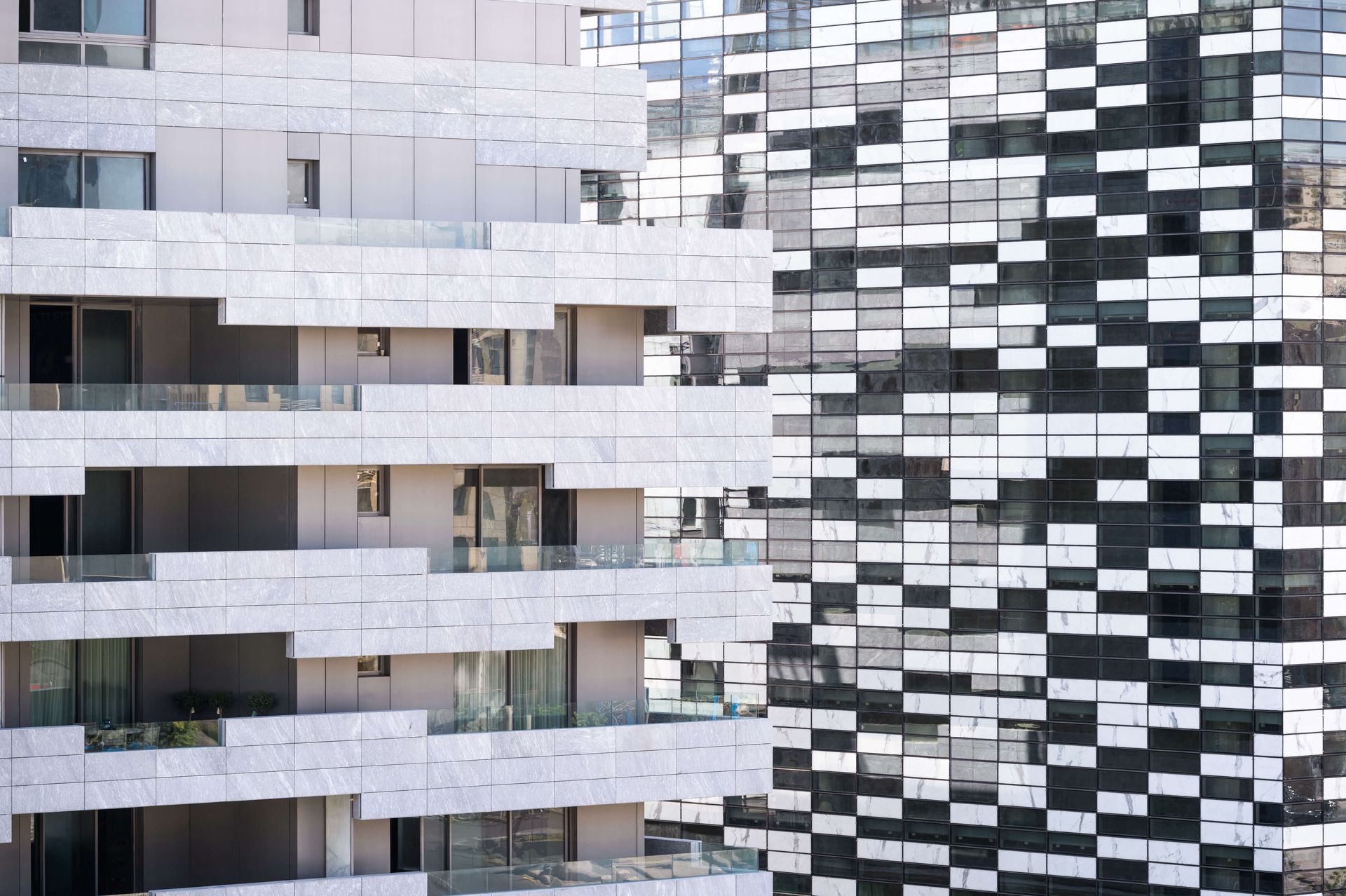 Glassline: Architectural Icons in Jordan