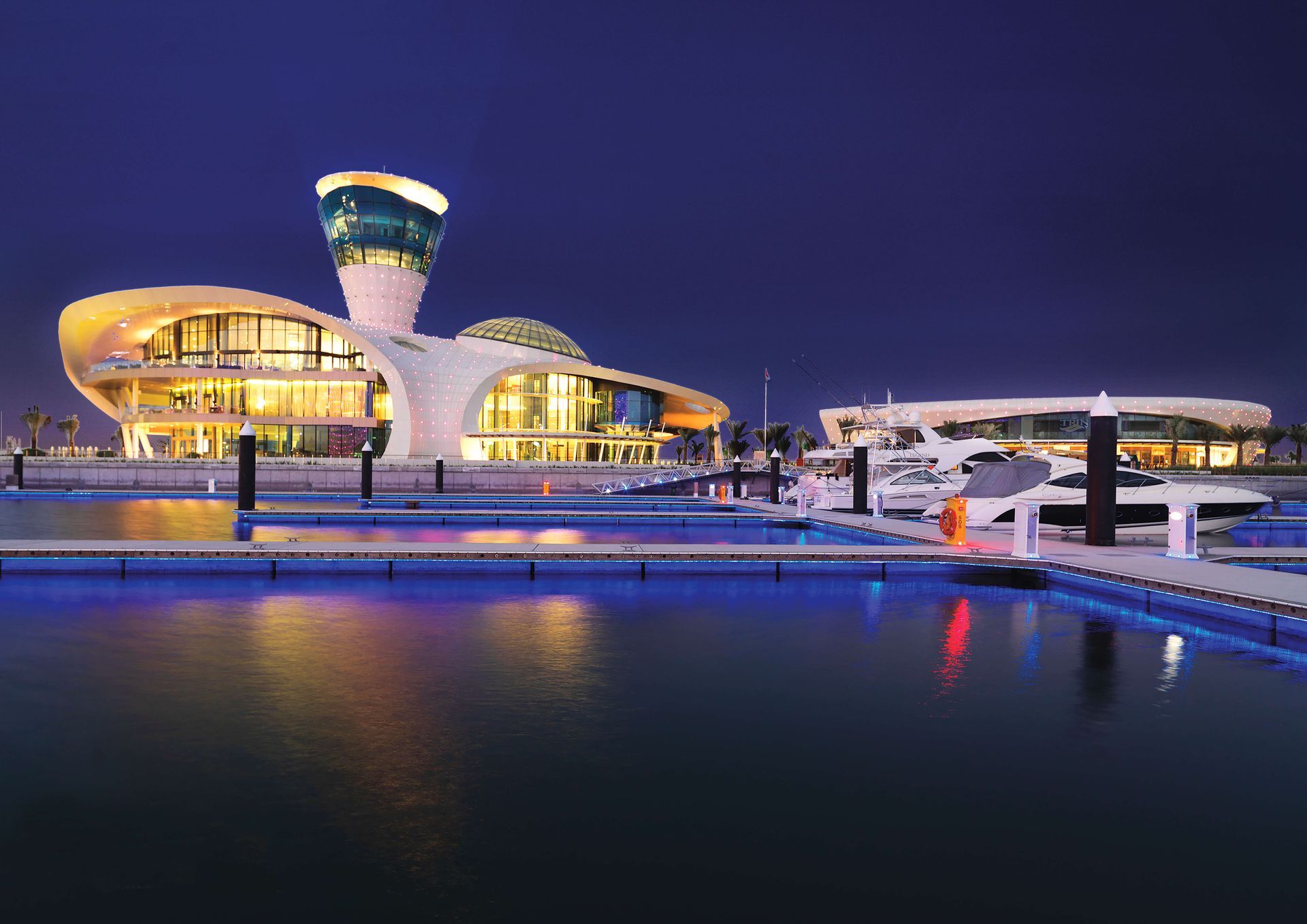YAS ISLAND YACHT CLUB
