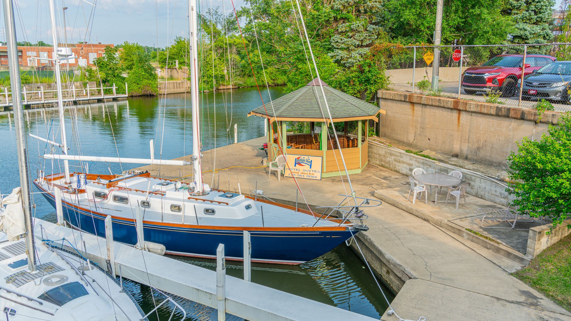 boat-and-gazebo