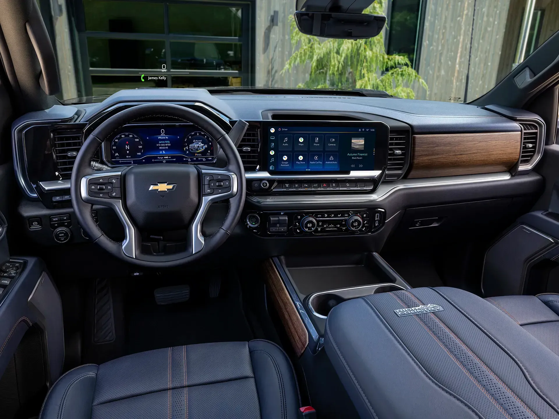 Interior Cab 2023 Chevy Silverado