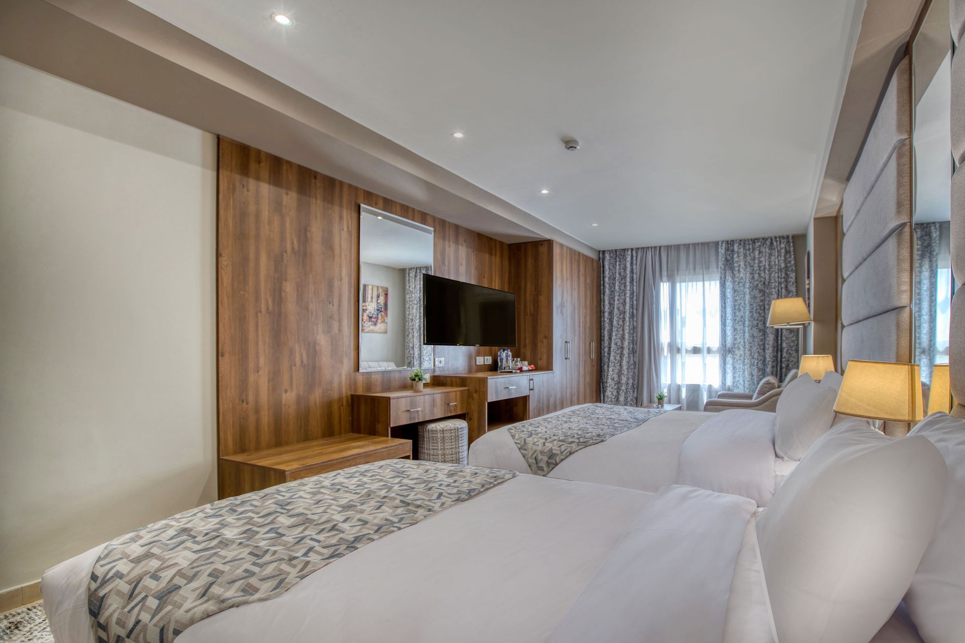 Luxurious room - pyramid view