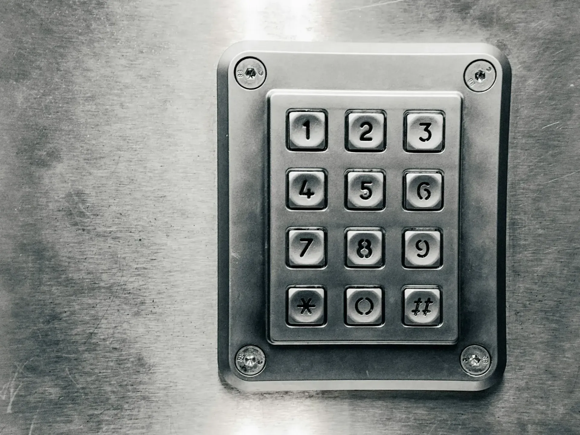 ELECTRONIC LOCKS