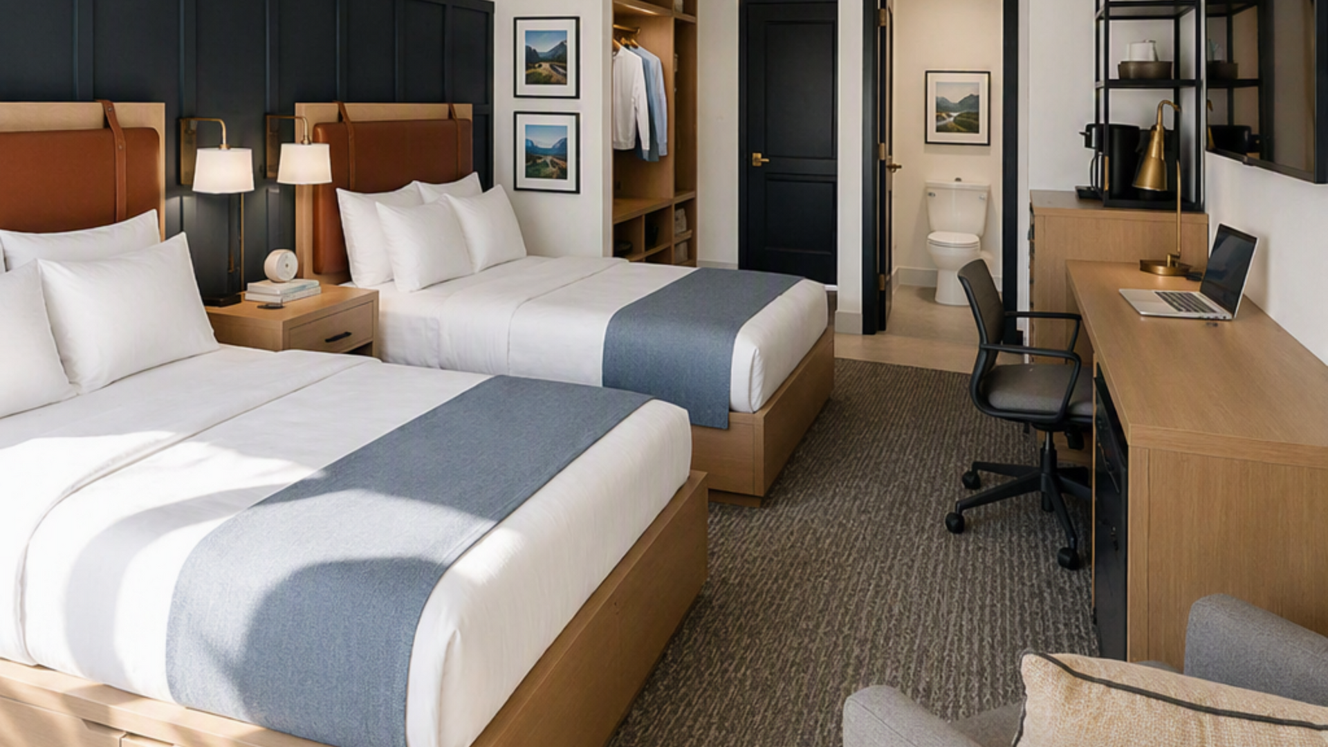 Ridgeline Two Queen Guestroom Stonebridge Inn Snowmass