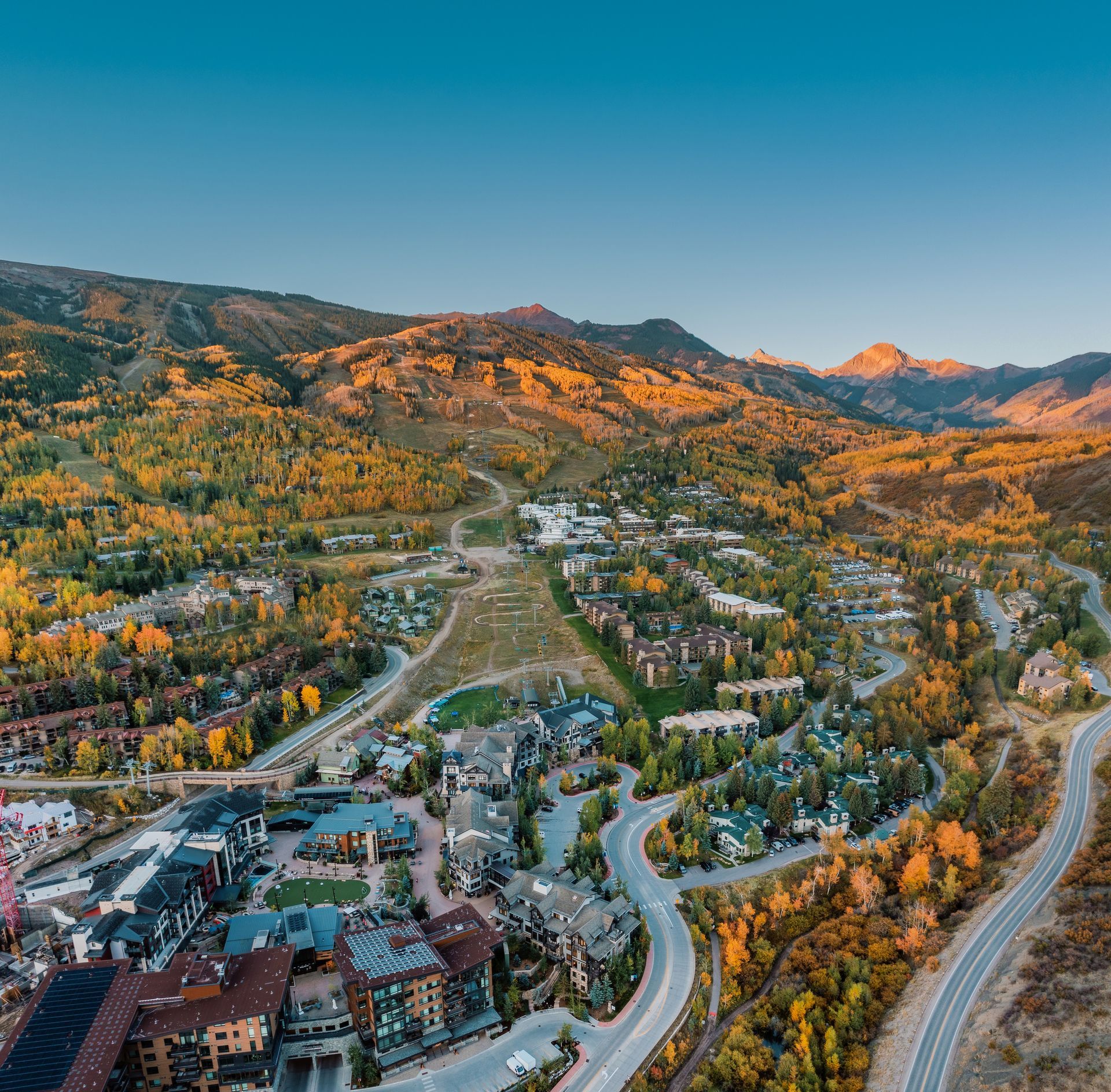 Stonebridge Inn Snowmass mountain resort summer vacation