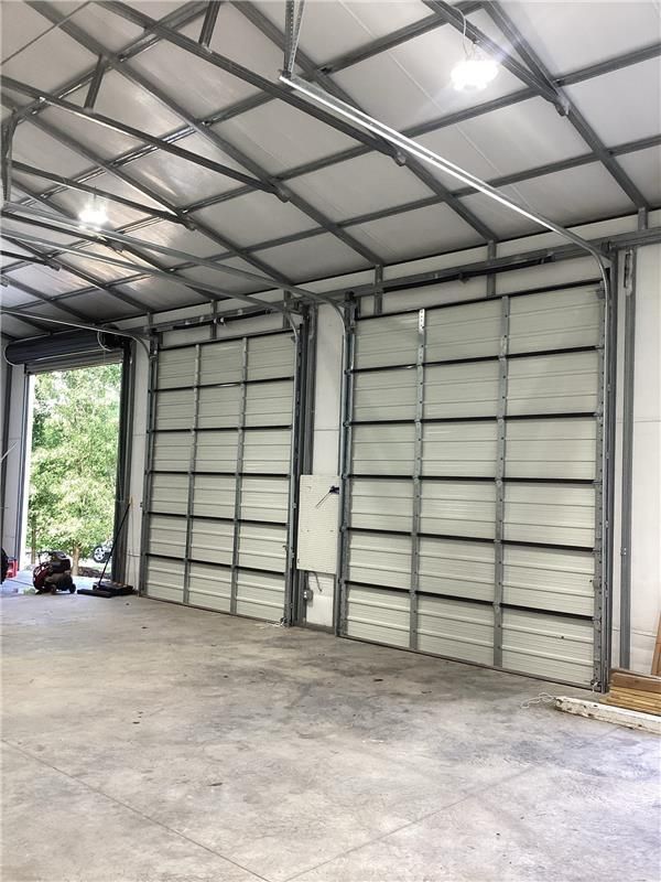 garage door new
