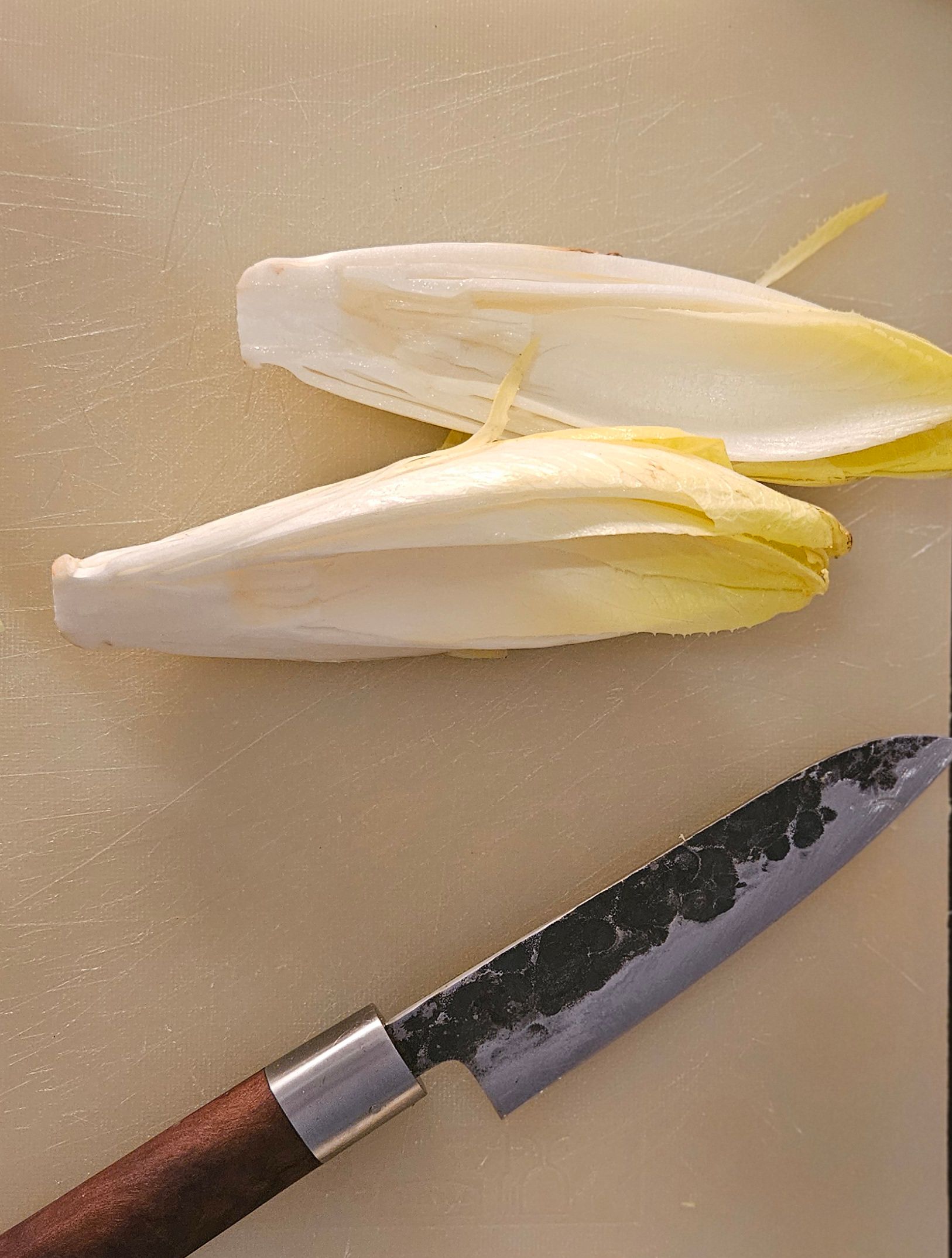 Gevulde witlof met spek Gevulde witlof met spek