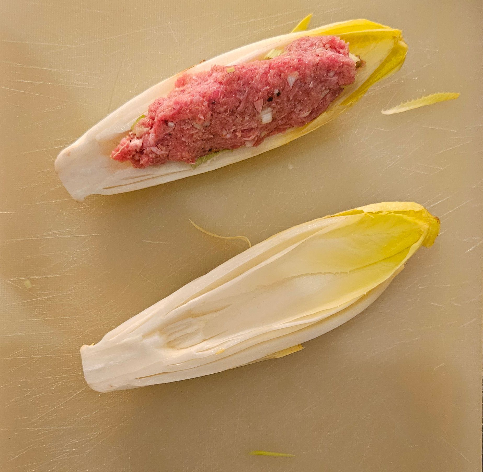 Gevulde witlof met spek Gevulde witlof met spek