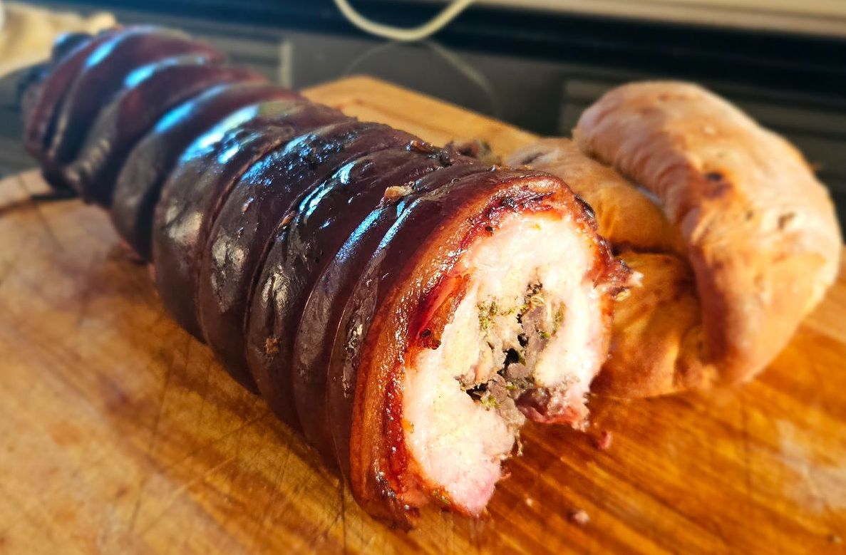 Porchetta van de BBQ