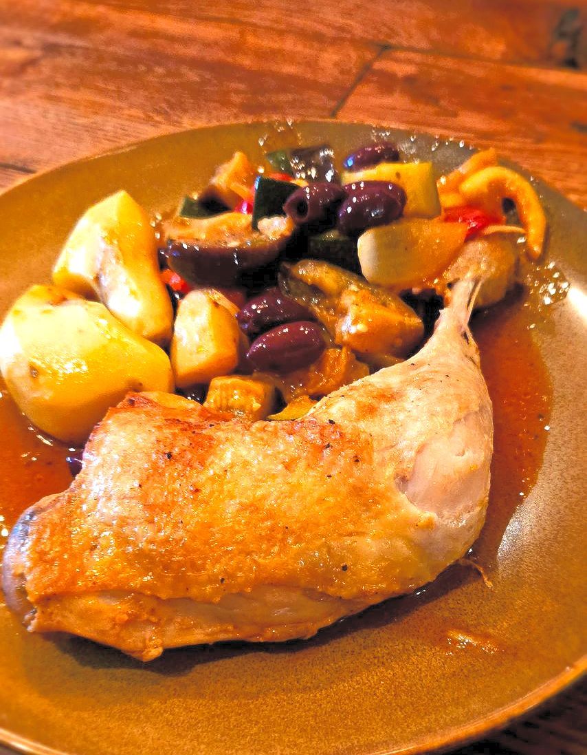 Marokkaanse kip en groenten tajine