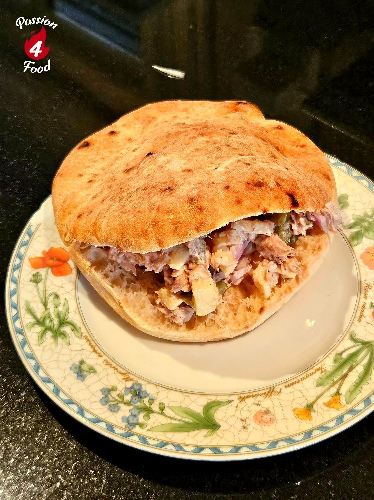 Pita met tonijnspread
