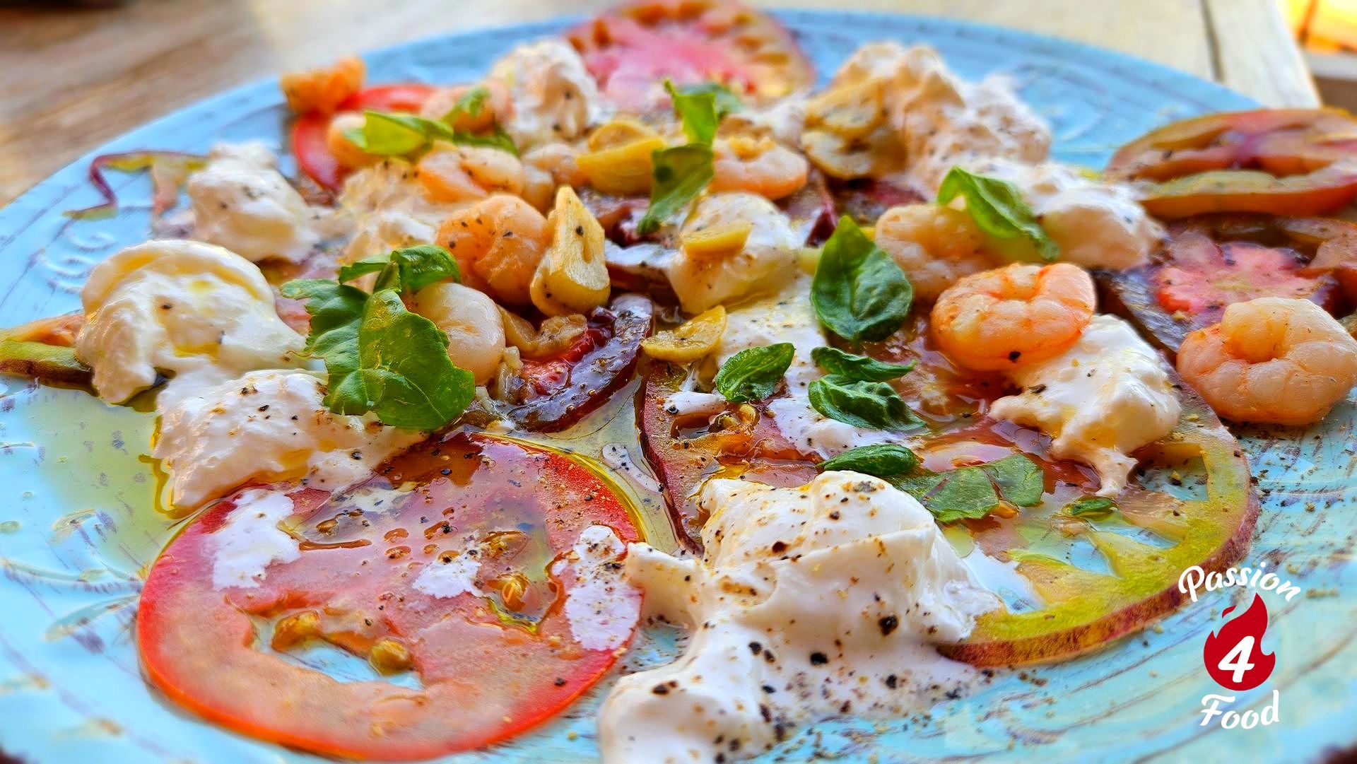 Insalata con Pomodori, Burrata e Gamberi