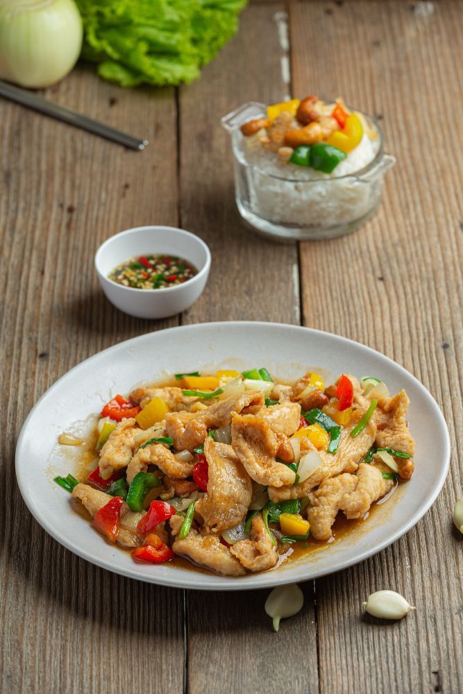 Gai Pad Med Ma-Muang Himapan