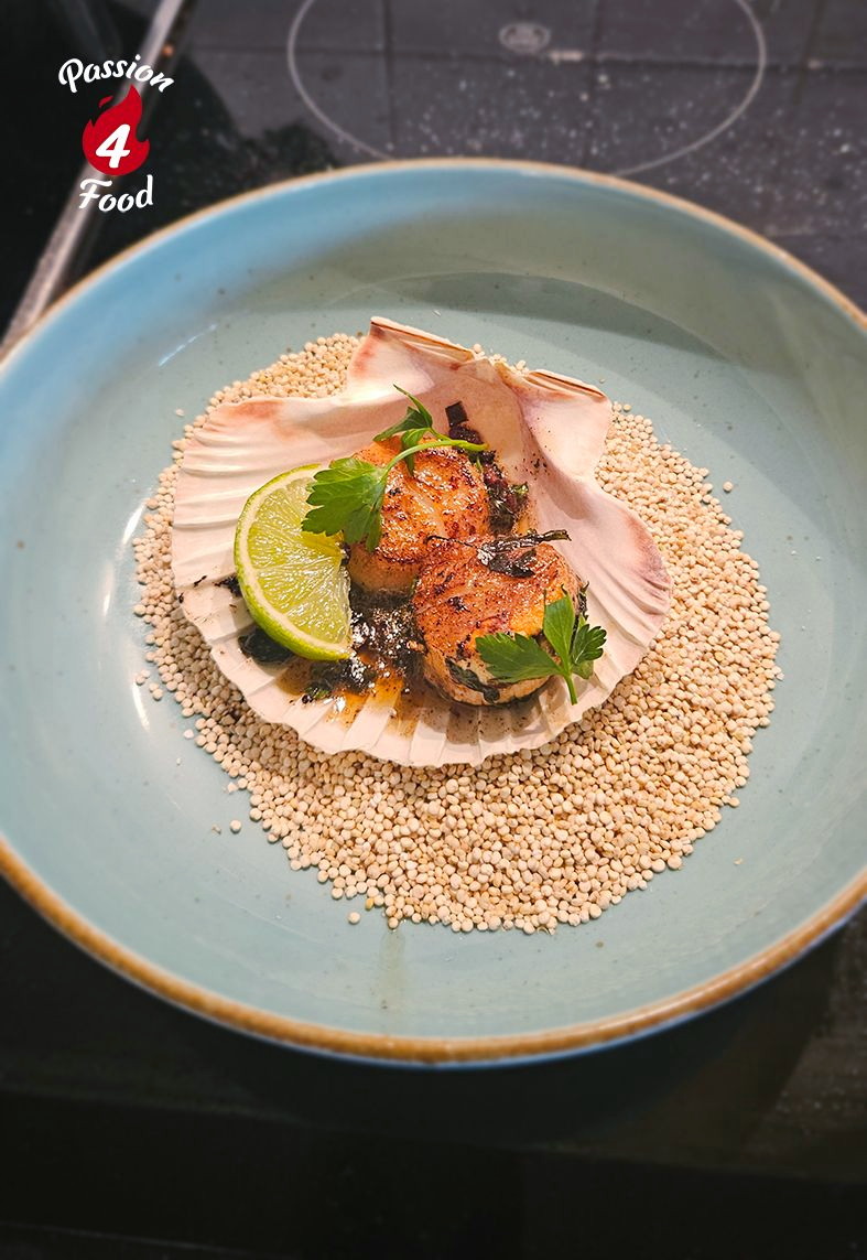 Gegrilde Coquilles met Kruidenboter