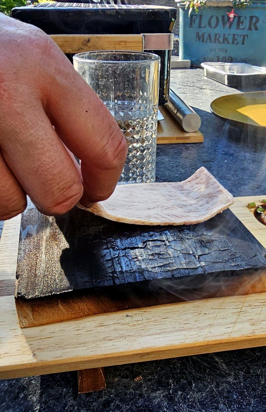 Sukiyaki Kagoshima op Rookplankje