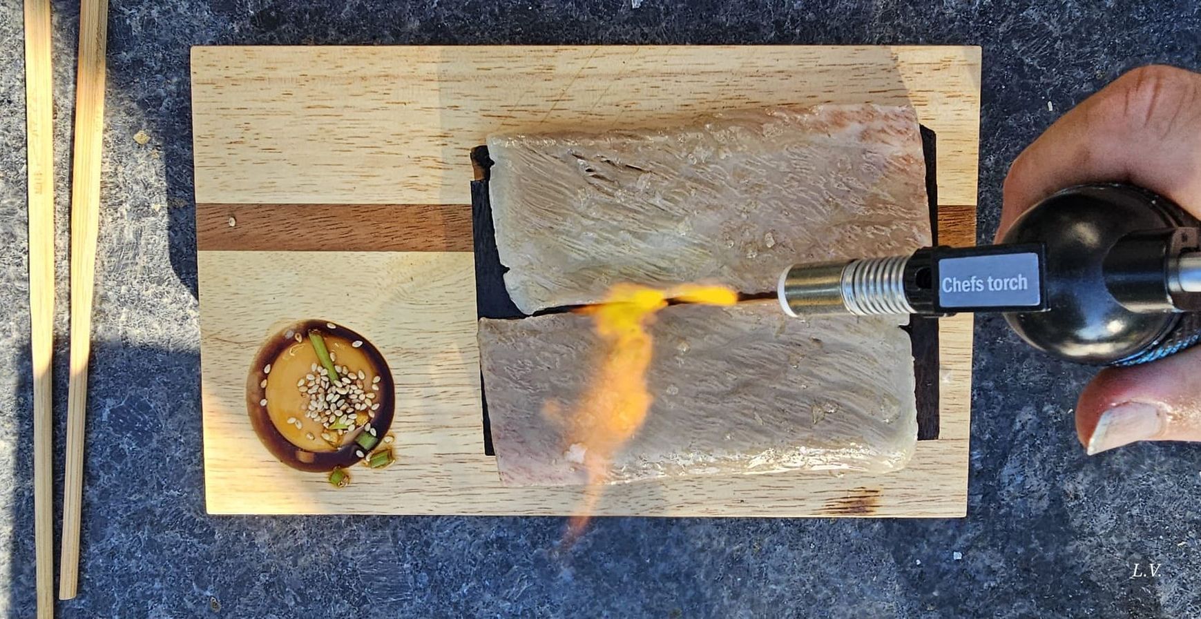Schroeien van Sukiyaki Kagoshima op Rookplankje