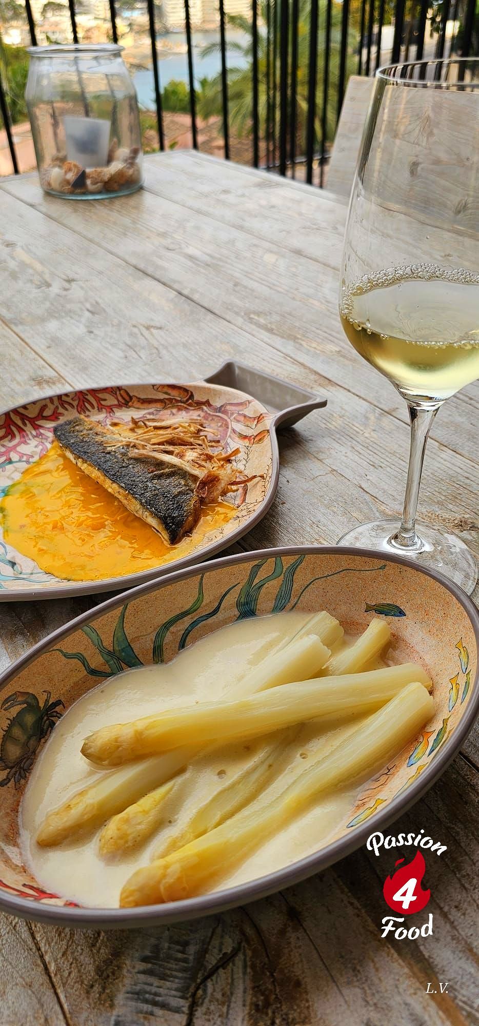 Zeebaars met Saffraan Beurre Blanc Zeebaars met Saffraan Beurre Blanc