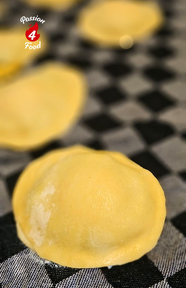 Ravioli met lopende eidooier