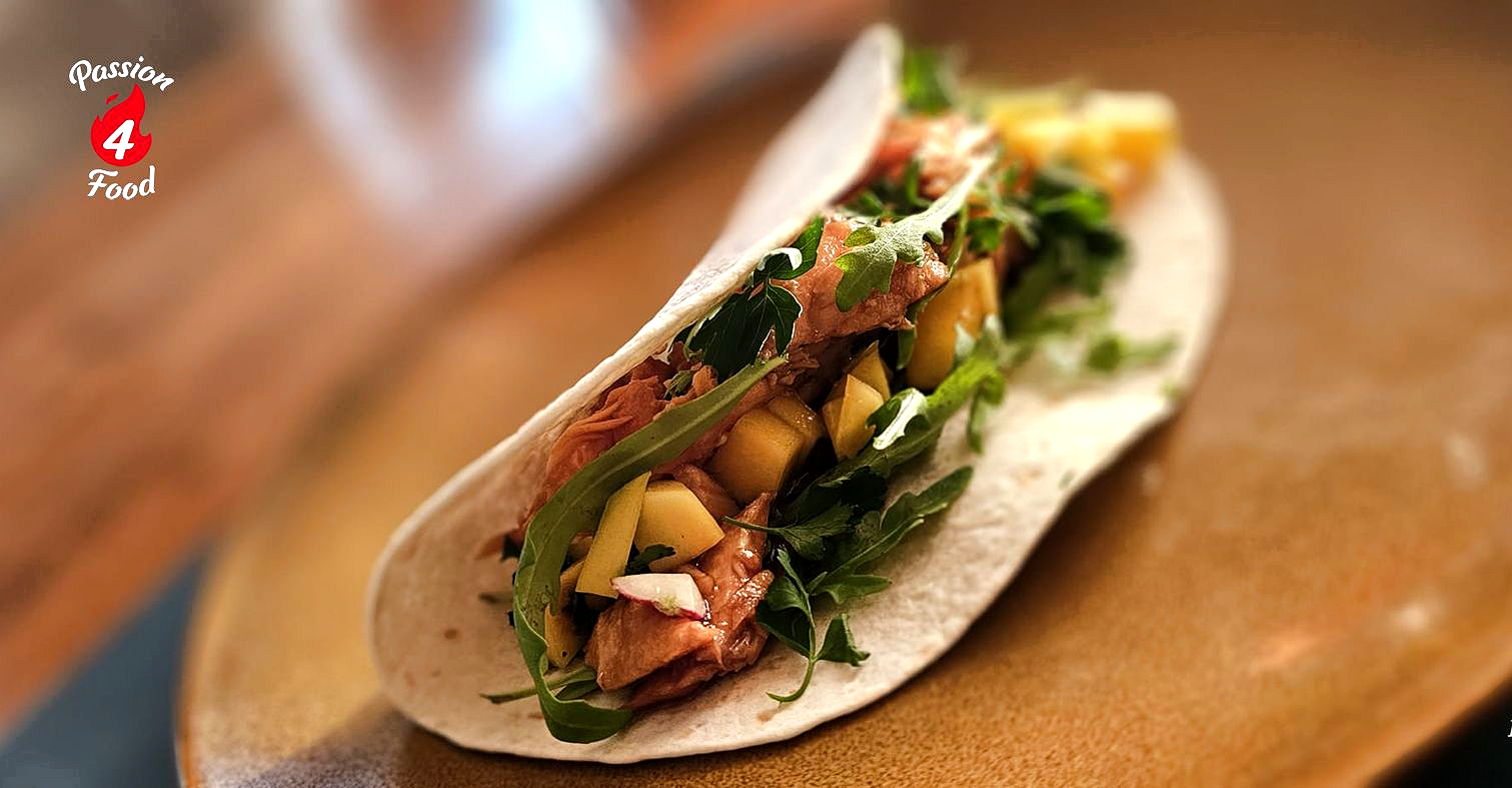 Tortilla met Pulled- Zalm en Mangosalsa