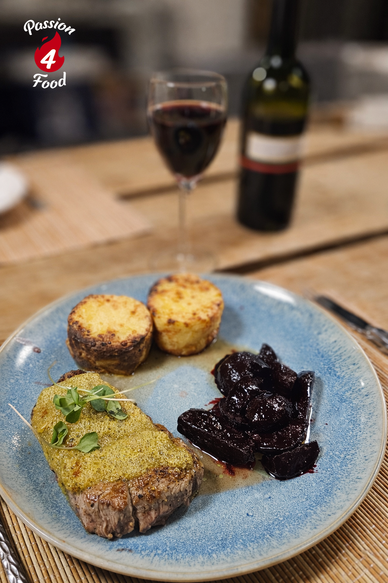 Tournedos met zuurdesem croute en rode biet Tournedos met zuurdesem croute en rode biet