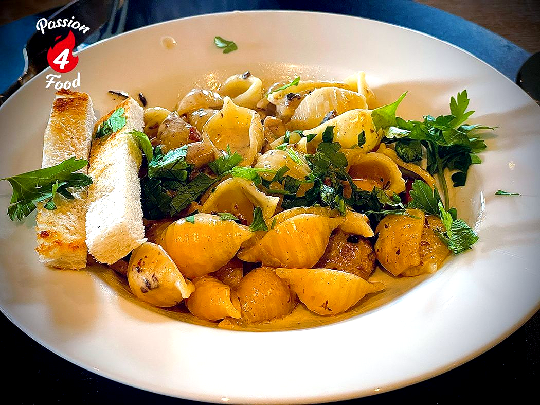 Conchiglie met Kalkoen en Paddestoelen