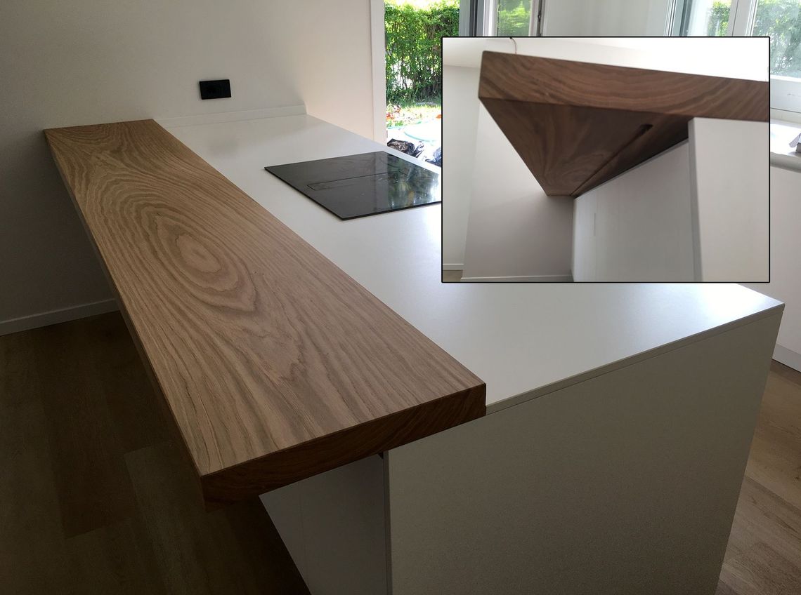 Penisola Cucina in Legno di Rovere con Predisposizione Led