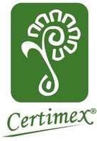 El logotipo de certimex es un cuadrado verde con un remolino blanco en el medio.