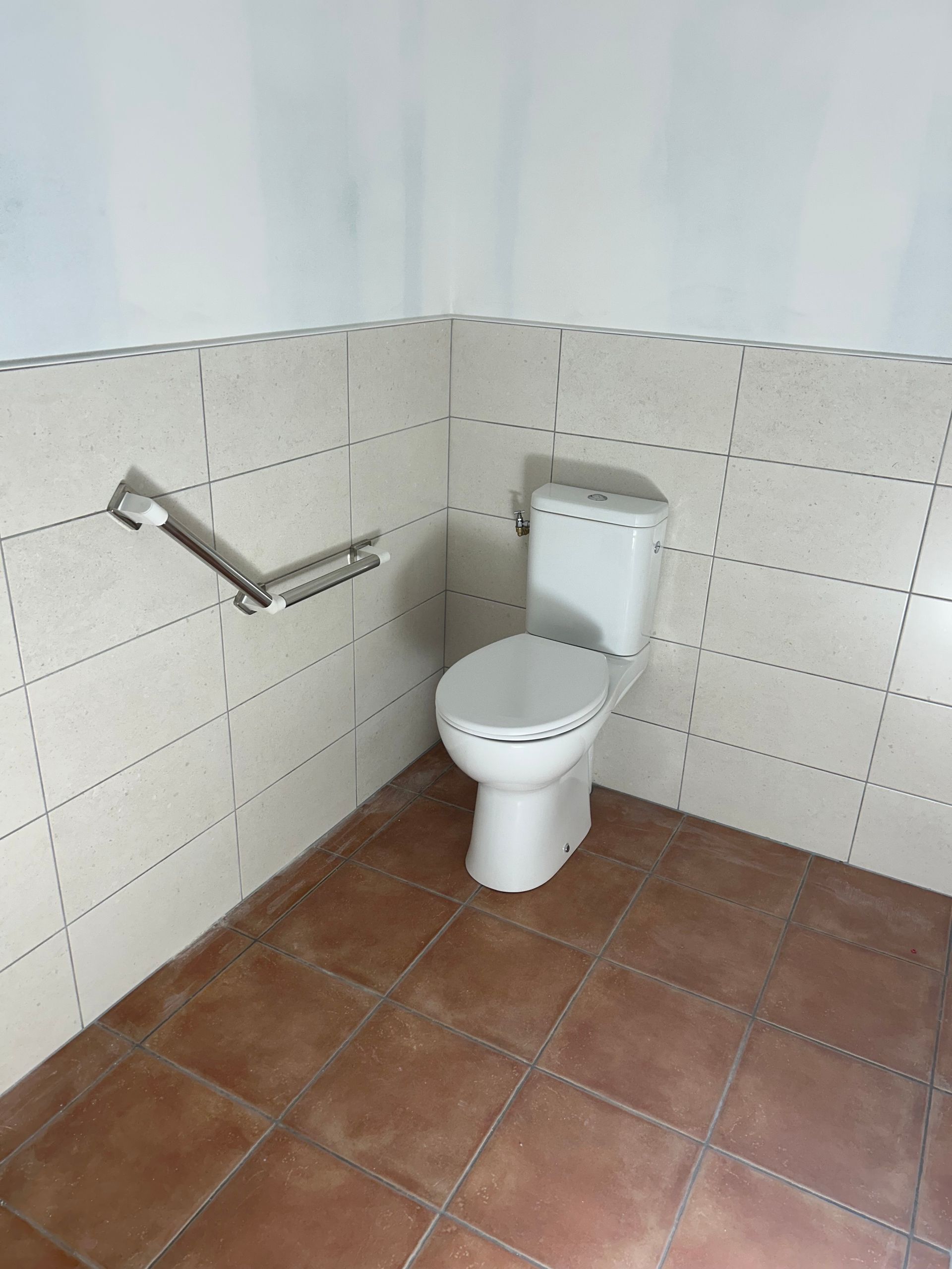 installation wc pmr