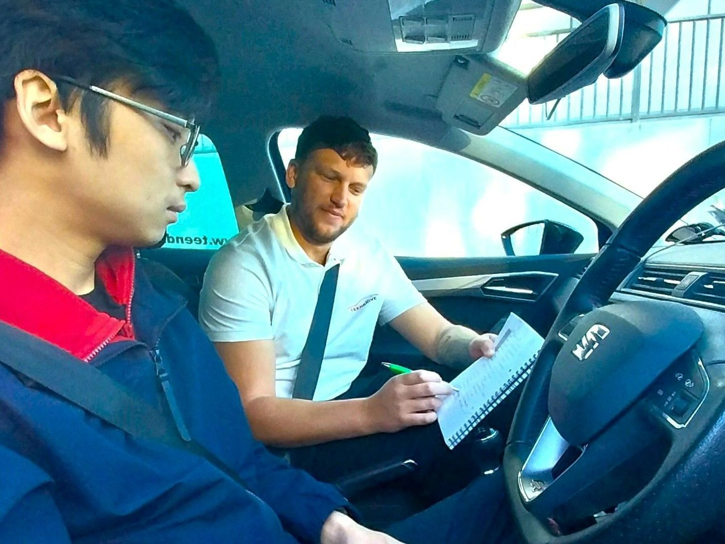 driving lessons in sunderland
