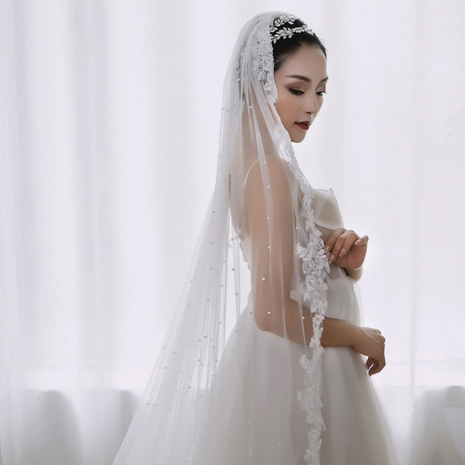 BRI064 - Angelic Pearl-Scattered Cathedral Veil With Floral Lace Edge — Luxury Single-Layer Bridal Veil