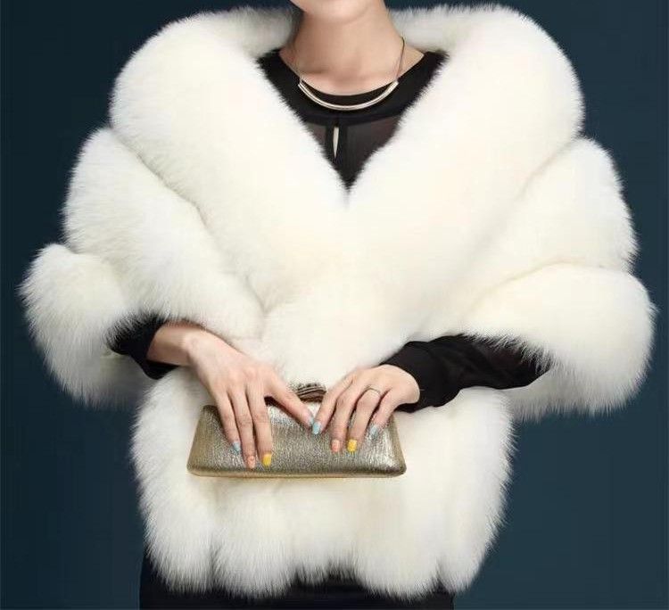 Extra Soft Faux Fur Shawl w/ Pockets – Bridal Wrap