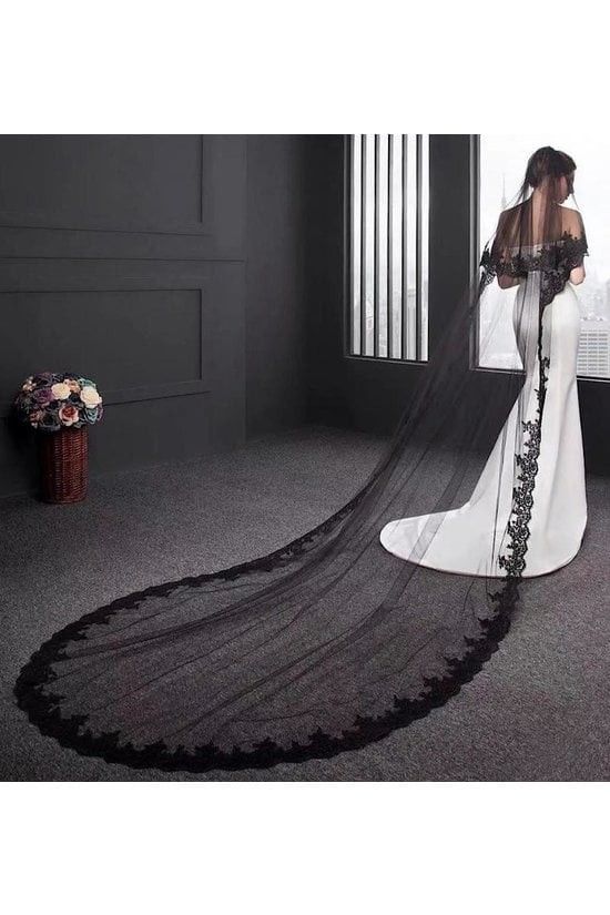 2-Tier Regal Black Lace Veil with Blusher