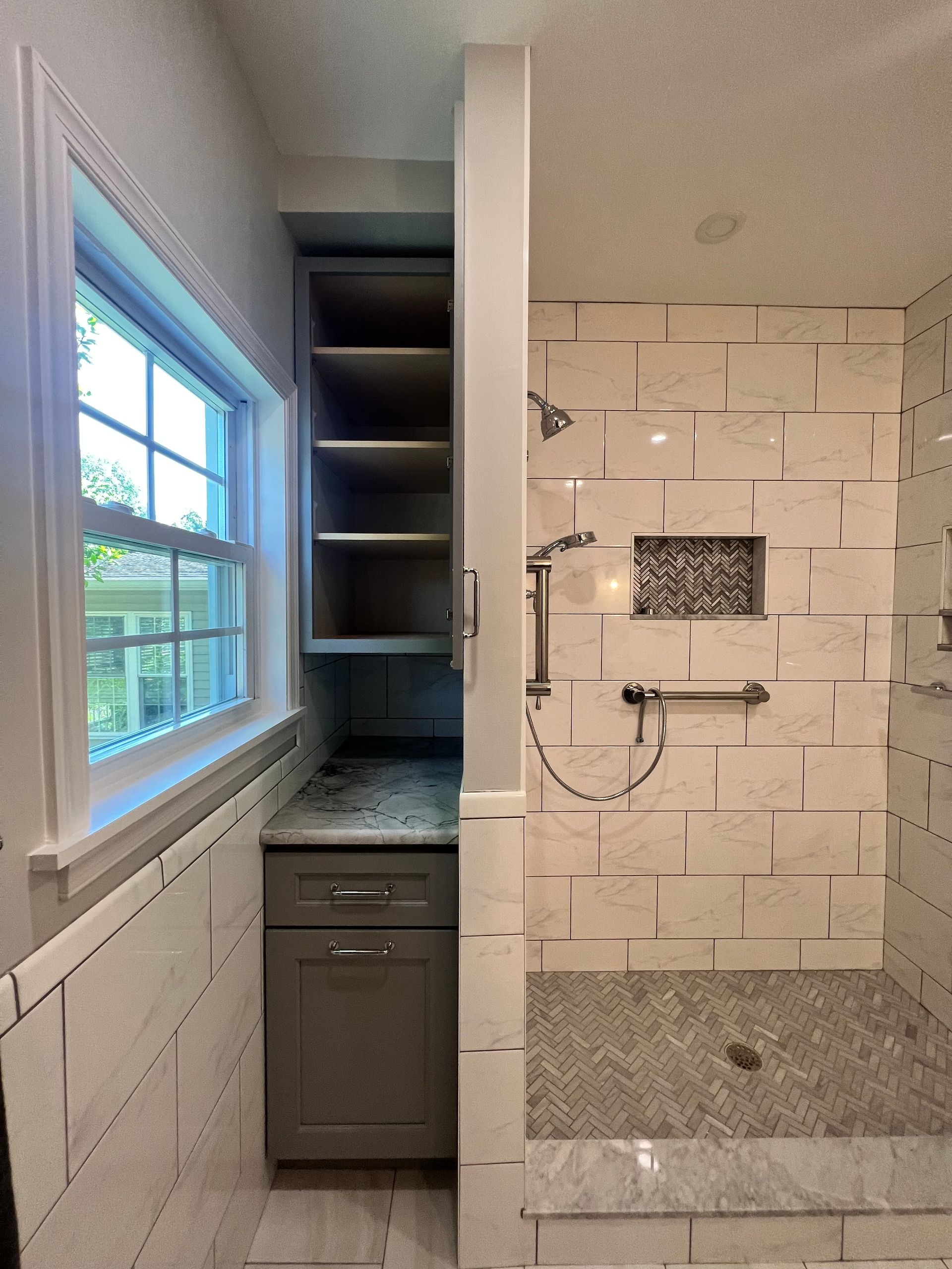 sink, toilet and mirror