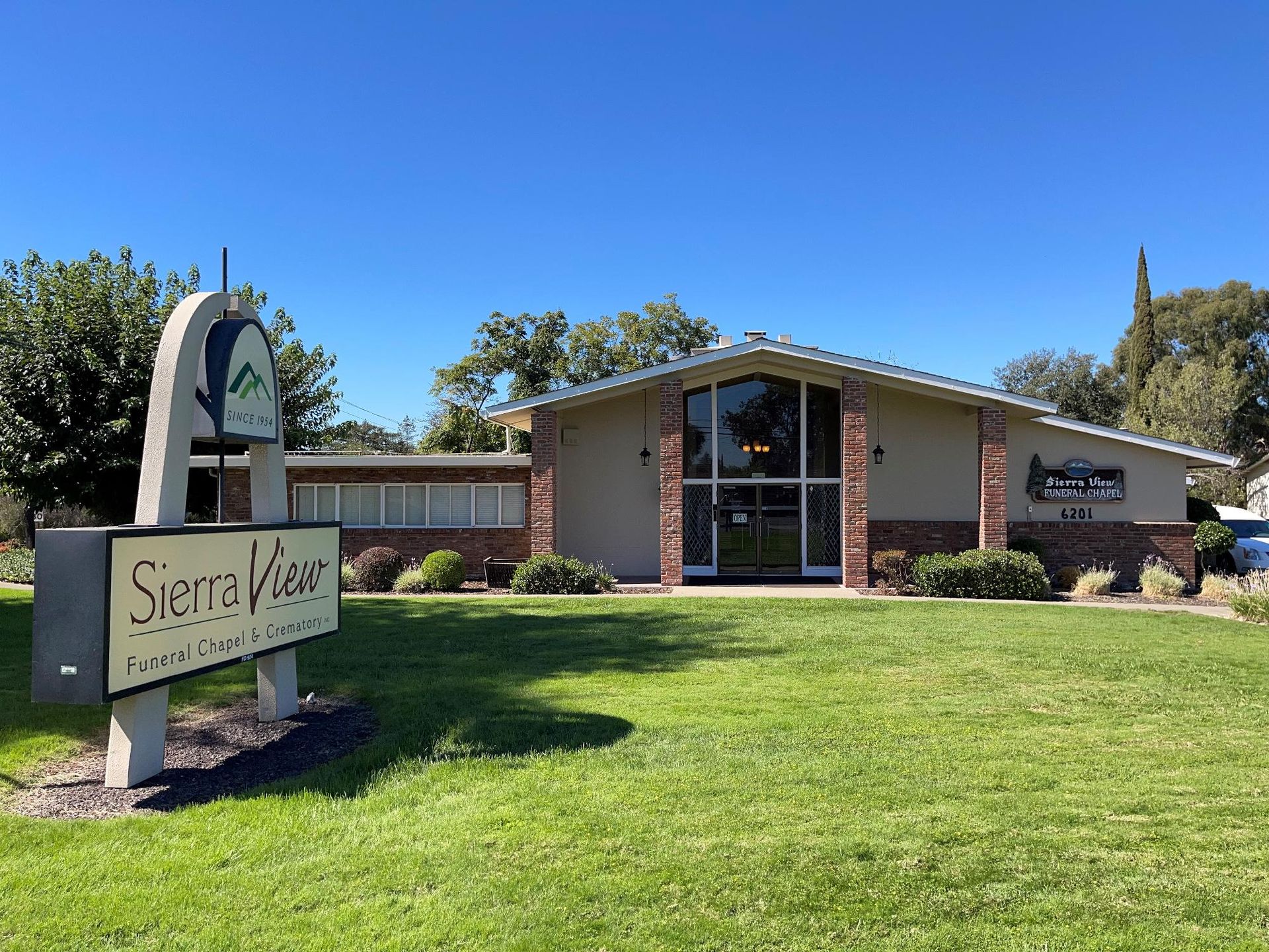 Exterior view of
Sierra View Funeral Chapel and Crematory in Carmichael, CA