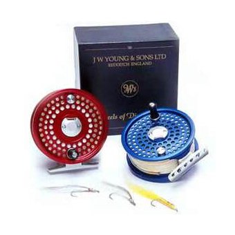 A GOOD VINTAGE J W YOUNG 3 1/2 BEAUDEX TROUT FLY REEL