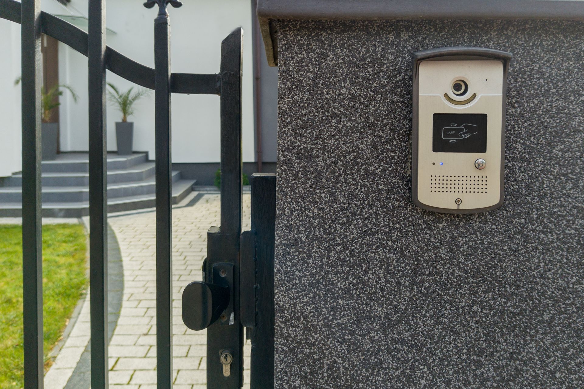 Commercial security gate system in Apopka, FL