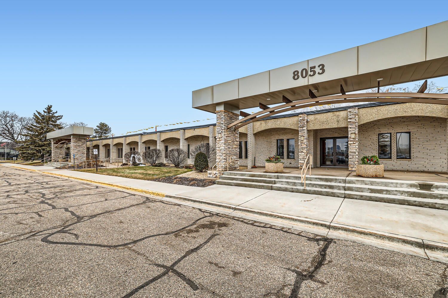 Crossroads Professional Building