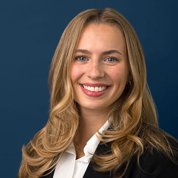 Holly Becker