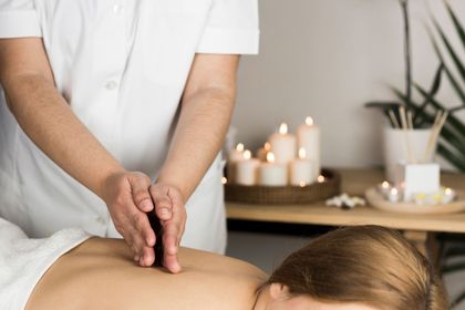 Massaggiatore olistico Accademia Nuova Estetica