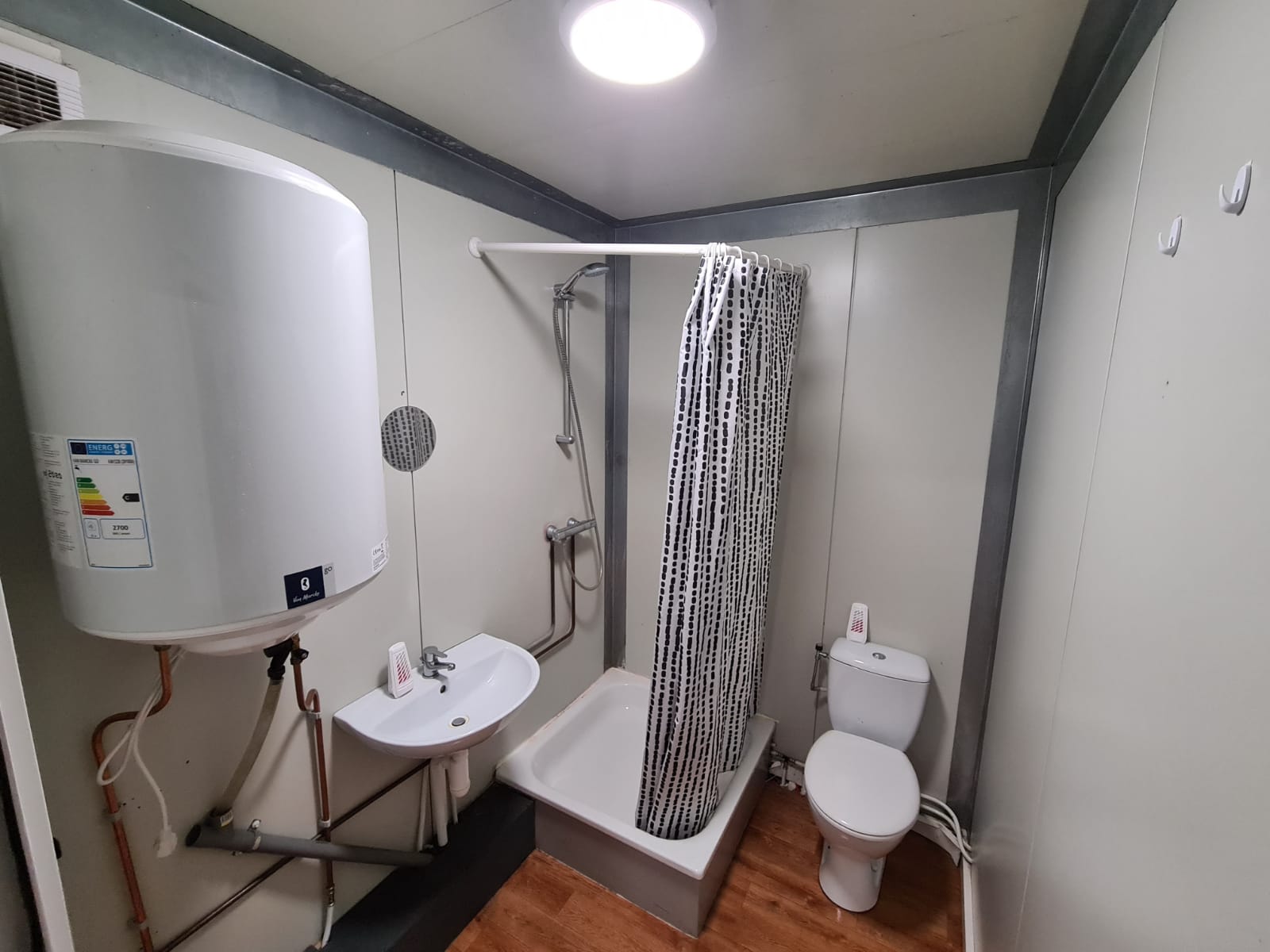 Woonunit huren 5x6 meter badkamer